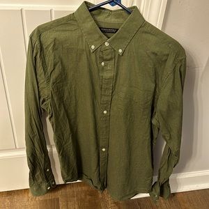 Banana Republic green button down